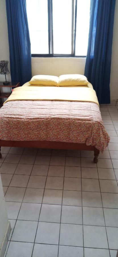 Hostal Iberia Talara Bagian luar foto